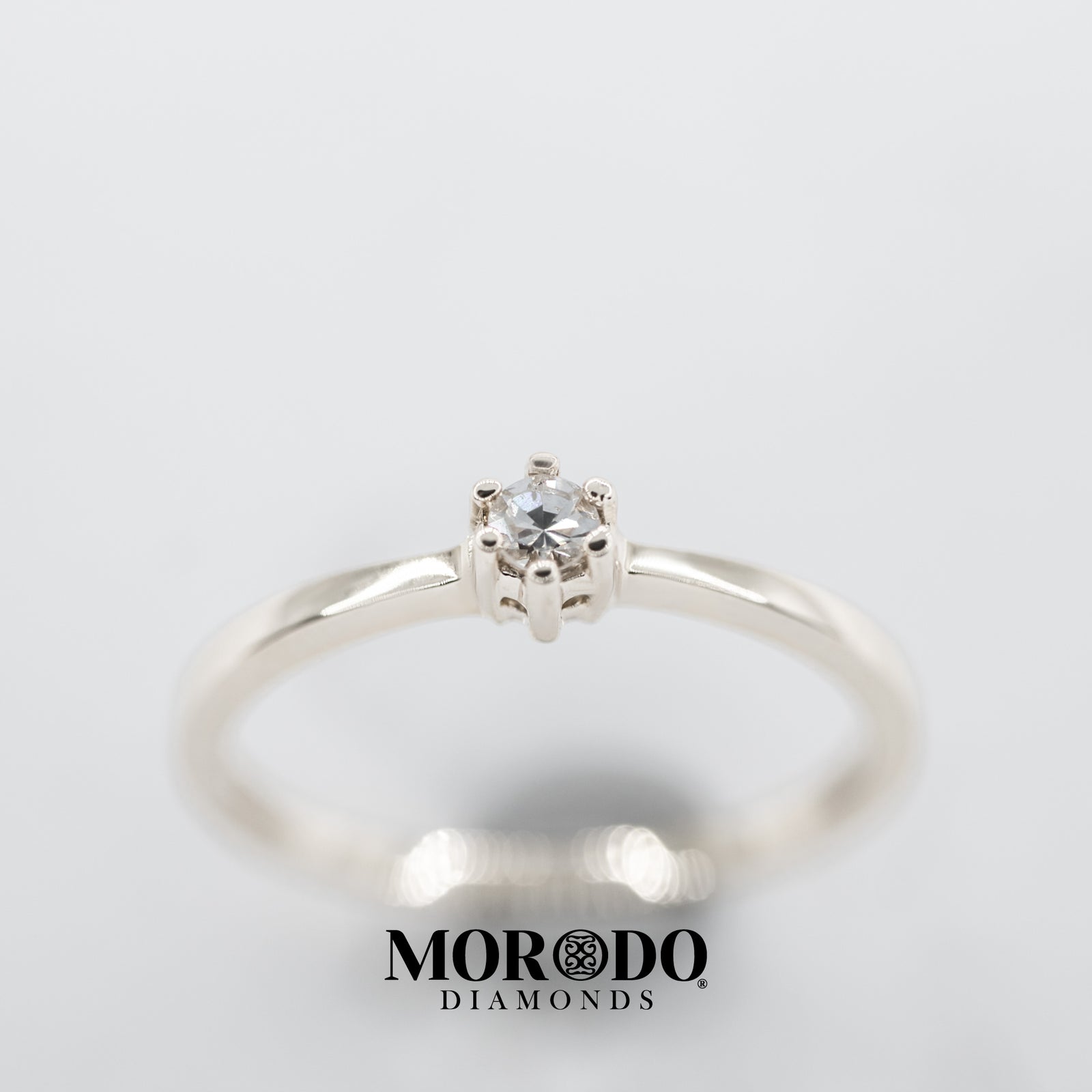 Anillo Alexandra